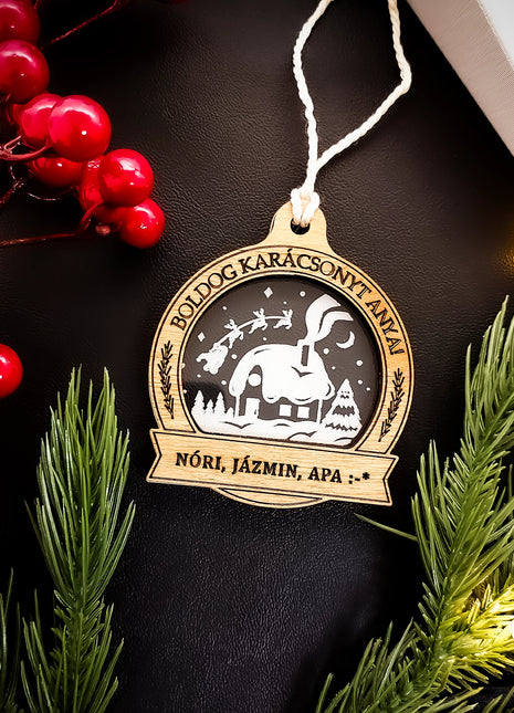 Fa- akril gravírozott dísz HÁZIKÓ