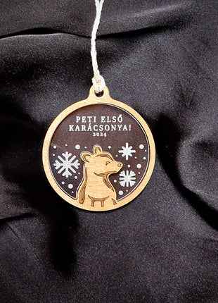 Fa- akril gravírozott dísz KISBOCS