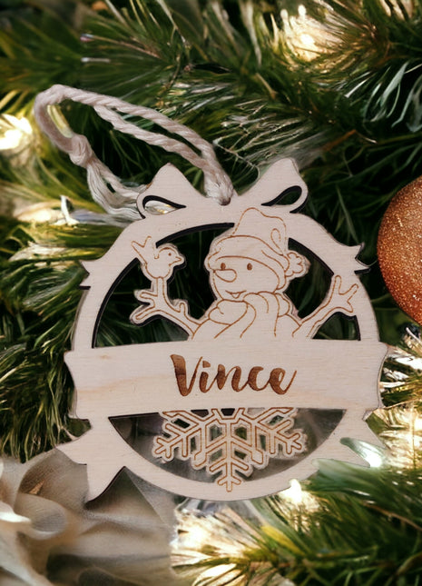 Fából készült karácsonyi dísz, Hóemberrel